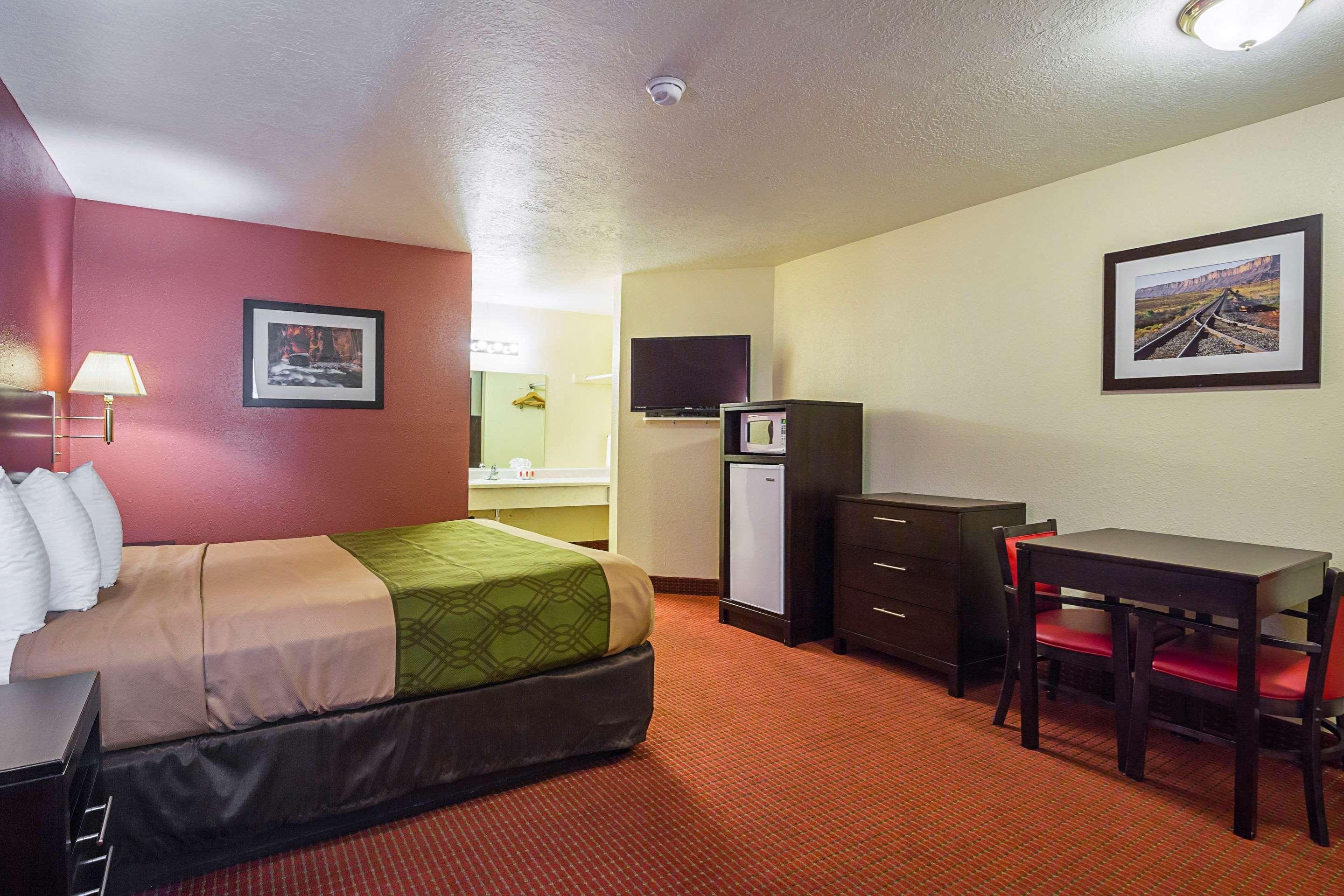 Econo Lodge Hurricane Zion Park Area Exteriör bild