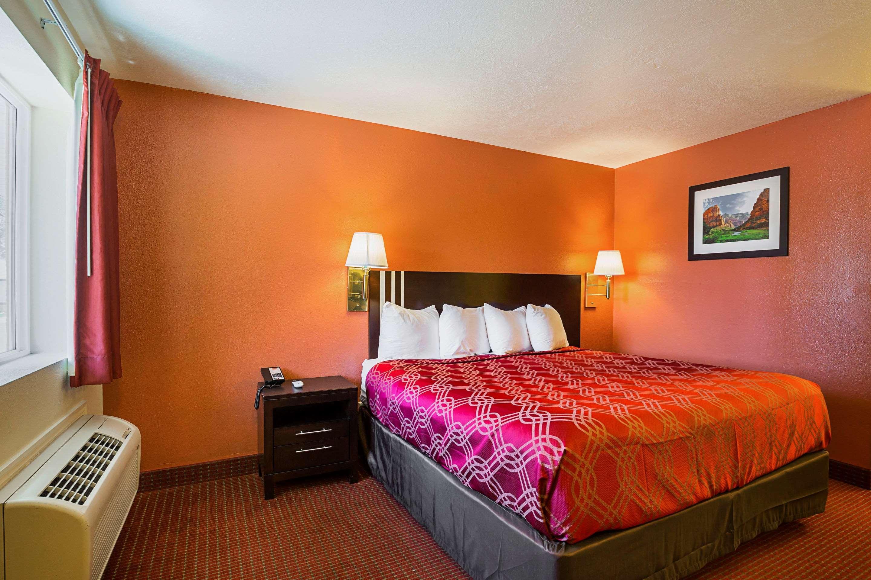Econo Lodge Hurricane Zion Park Area Exteriör bild
