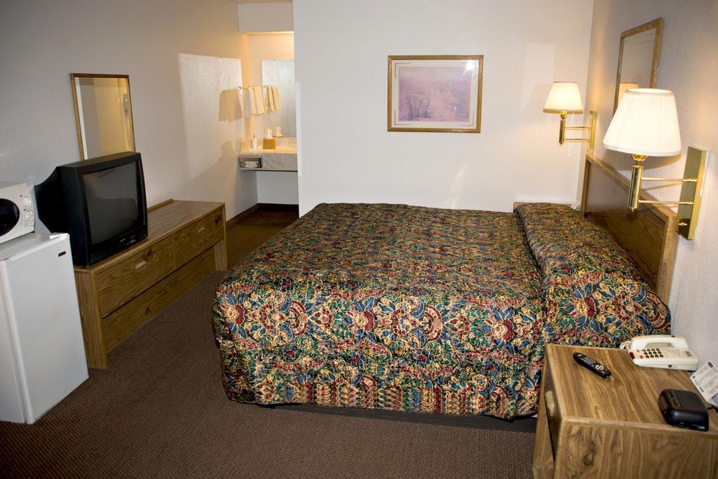 Econo Lodge Hurricane Zion Park Area Exteriör bild