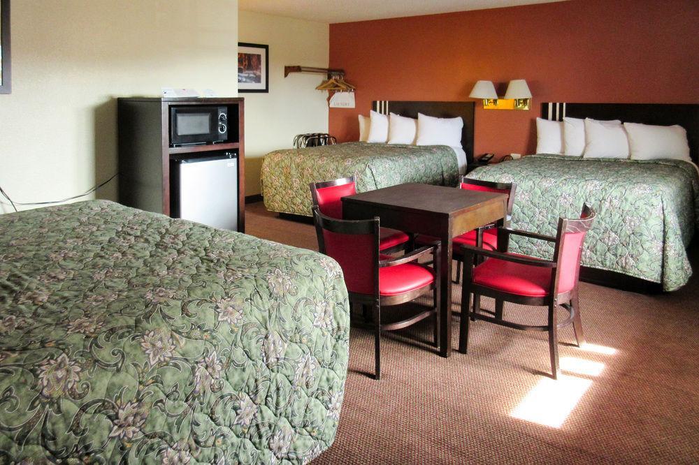 Econo Lodge Hurricane Zion Park Area Exteriör bild
