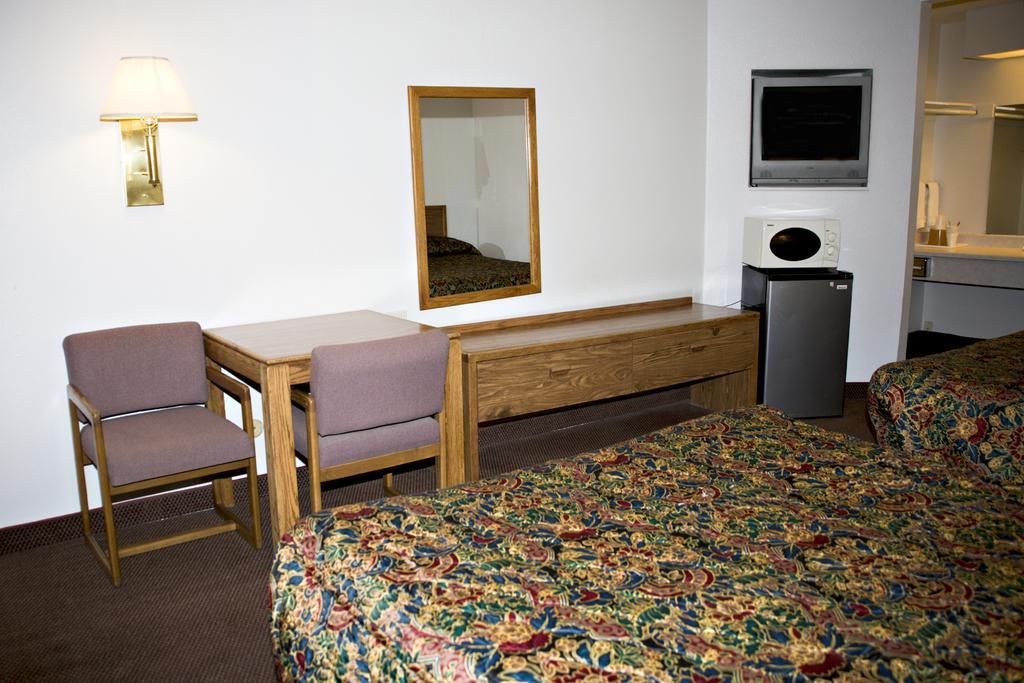 Econo Lodge Hurricane Zion Park Area Exteriör bild