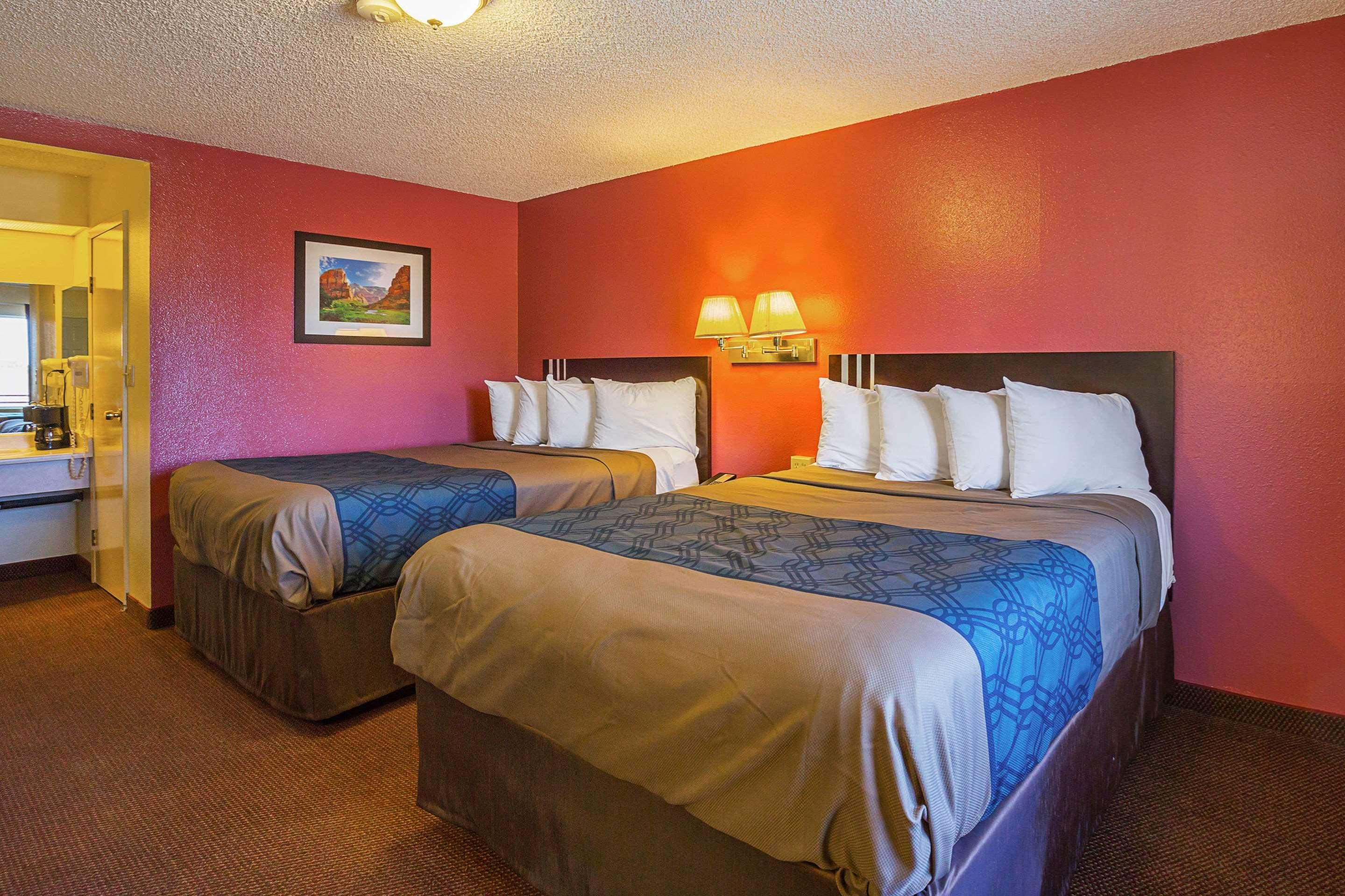 Econo Lodge Hurricane Zion Park Area Exteriör bild